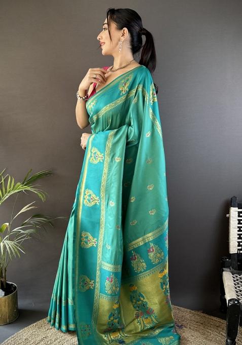 Green Weaving Border Silk Saree Set