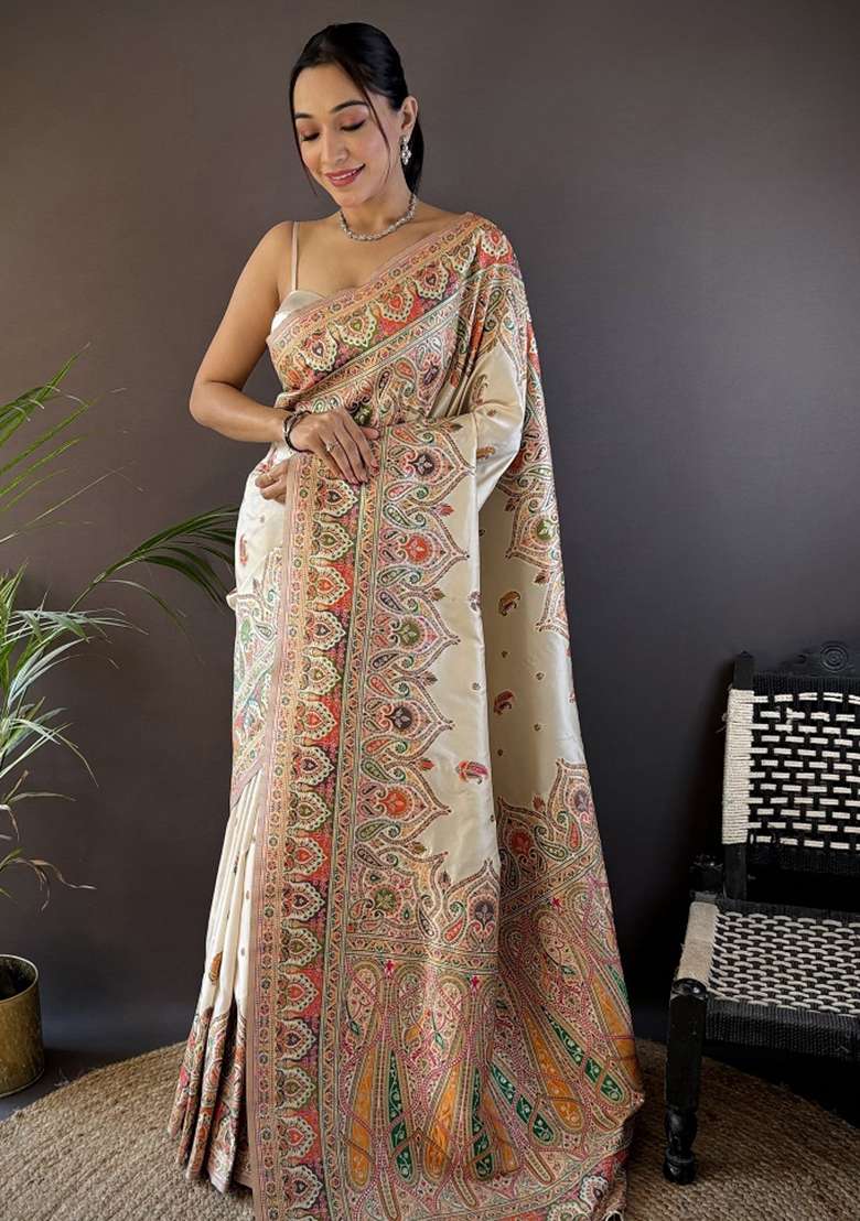 White Silk Blend Saree Set with Embroidered for Diwali | Wedding & Festive Wear - Indya