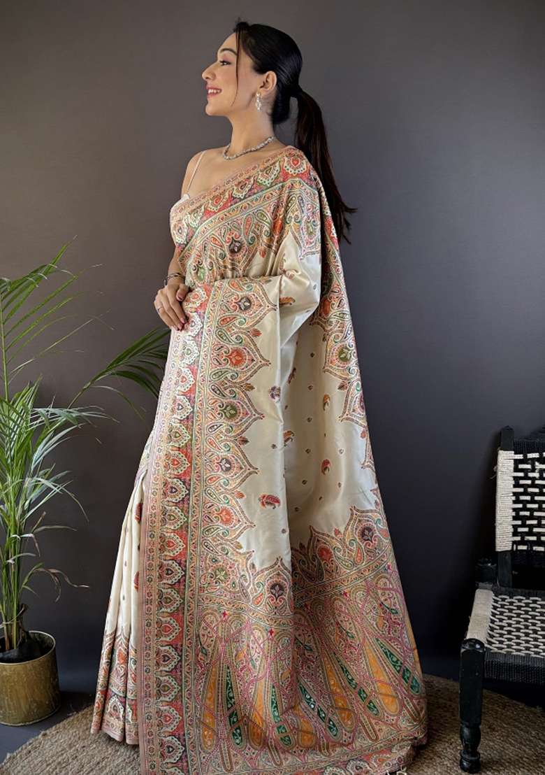 White Silk Blend Saree Set with Embroidered for Diwali | Wedding & Festive Wear - Indya