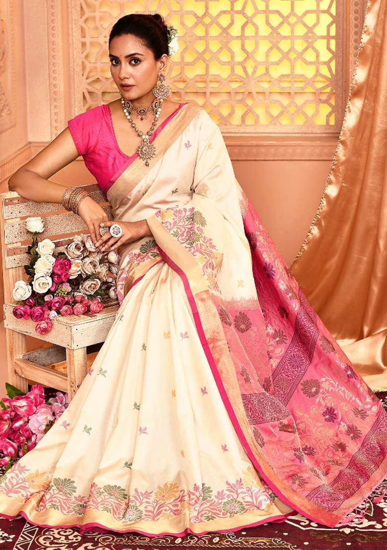 White Silk Blend Saree Set with Embroidered for Diwali | Wedding & Festive Wear - Indya