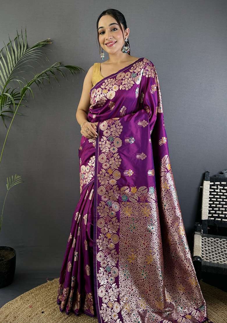 Magenta Woven Silk Blend Saree Set for Diwali | Wedding & Festive Wear - Indya