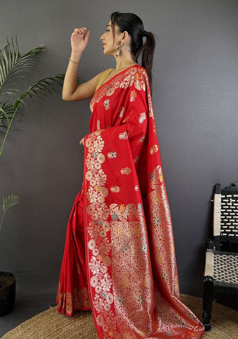 Red Woven Silk Blend Saree Set for Diwali and Festive Wear - Indya