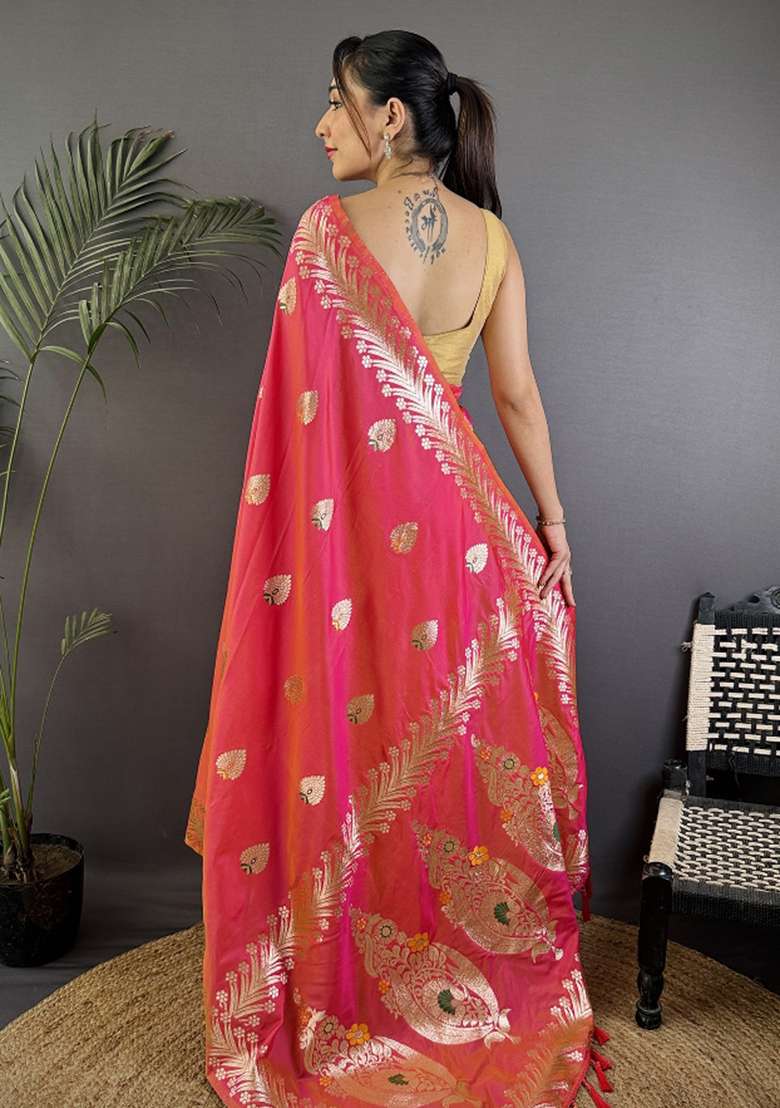 Pink Woven Silk Blend Saree Set for Diwali and Festive Wear - Indya