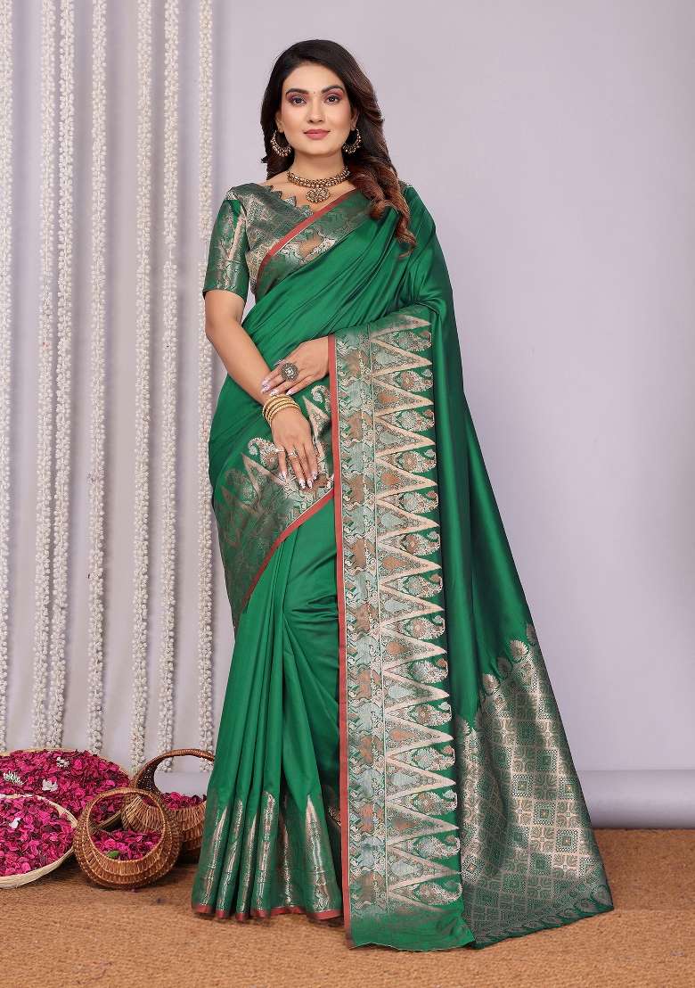 Pine Green Woven Silk Blend Saree Set for Diwali and Festive Wear - Indya