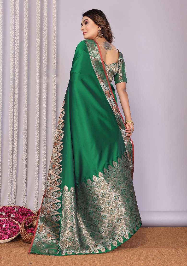 Pine Green Woven Silk Blend Saree Set for Diwali and Festive Wear - Indya