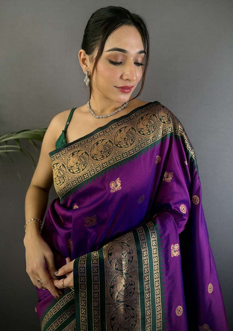 Magenta Woven Silk Blend Saree Set for Diwali | Wedding & Festive Wear - Indya
