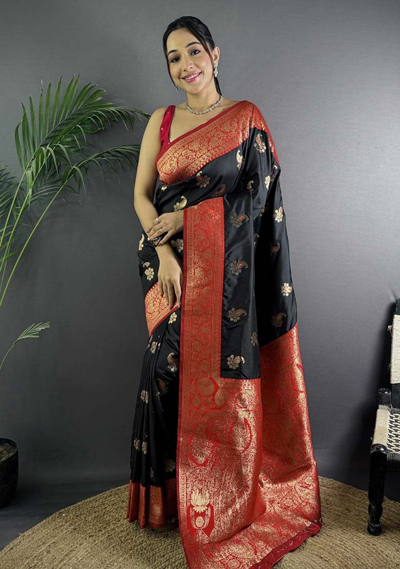 Black Woven Silk Blend Saree Set for Diwali | Wedding & Festive Wear - Indya
