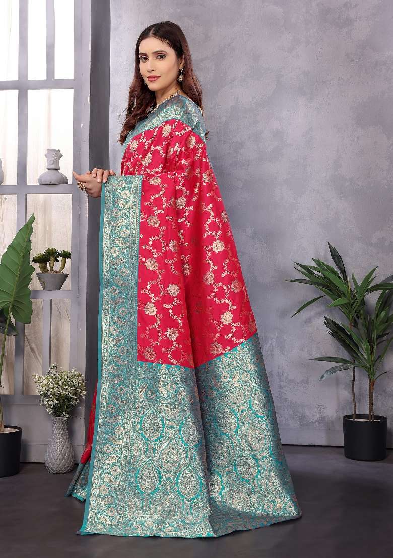 Red Woven Silk Blend Saree Set for Diwali and Festive Wear - Indya