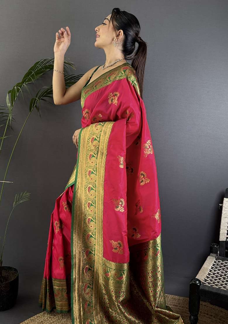 Red Woven Silk Blend Saree Set for Diwali and Festive Wear - Indya