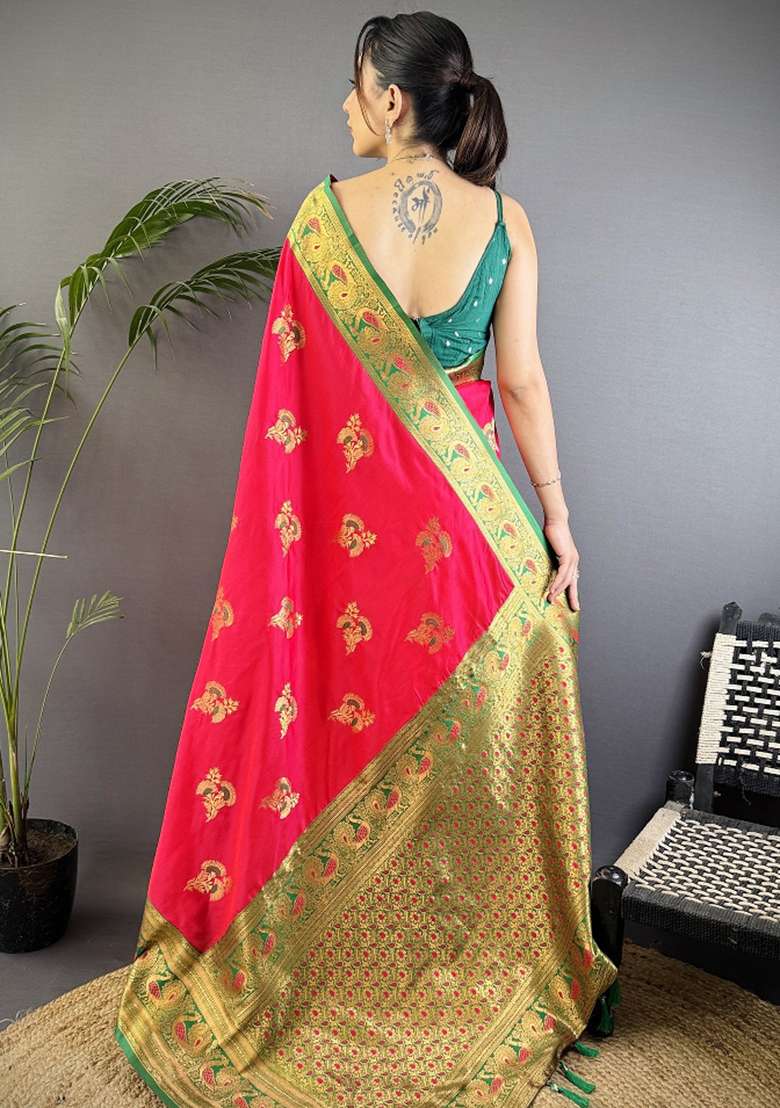 Red Woven Silk Blend Saree Set for Diwali and Festive Wear - Indya
