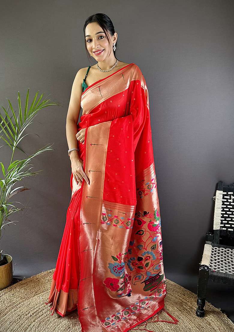 Red Woven Silk Blend Saree Set for Diwali | Wedding & Festive Wear - Indya