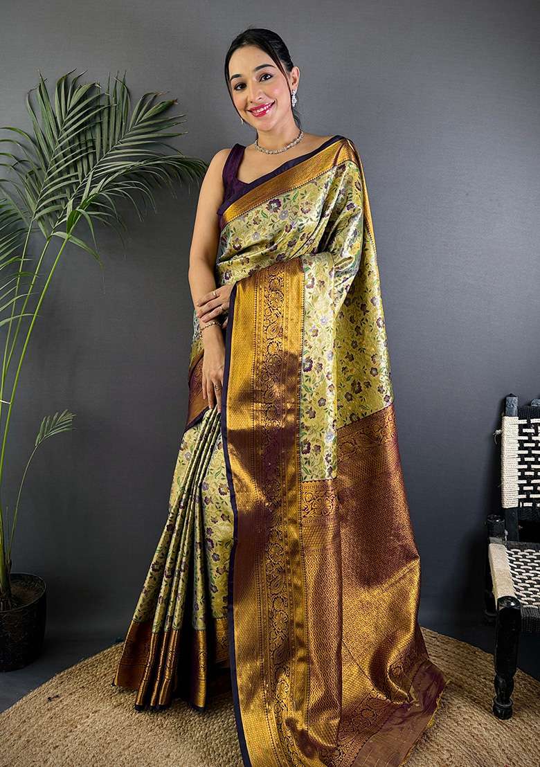 Green Woven Silk Blend Saree Set for Diwali and Festive Wear - Indya