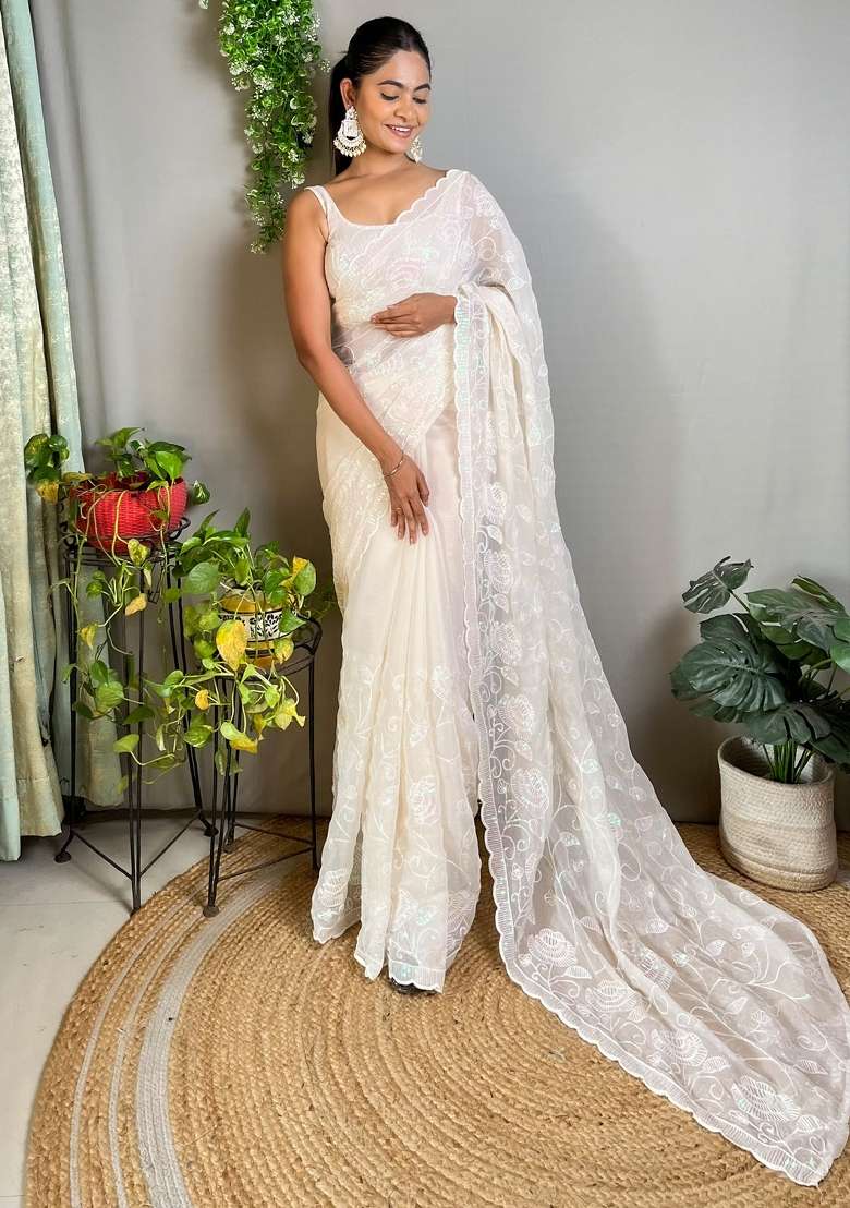 Off White Printed Georgette Saree Set for Diwali and Festive Wear - Indya
