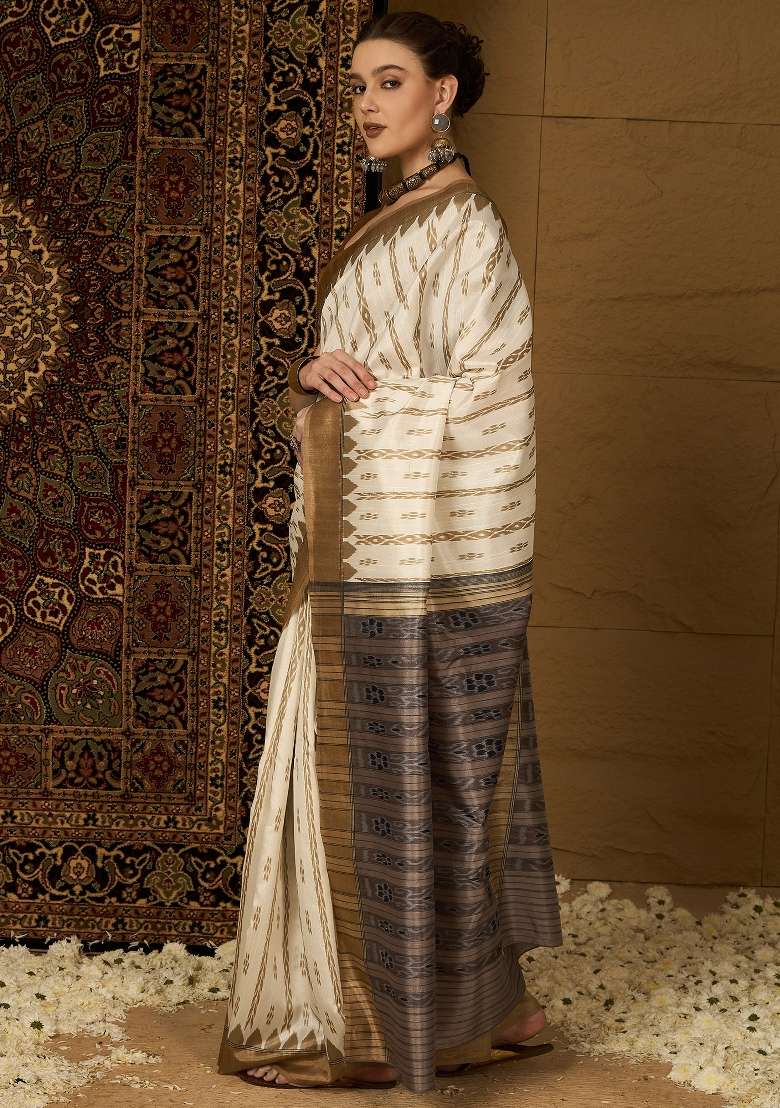 Off White Printed Bhagalpuri Silk Blend Saree Set - Indya