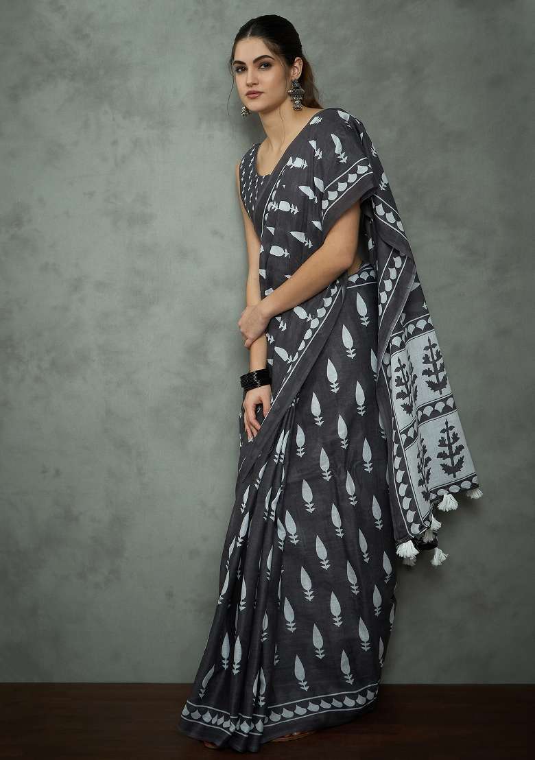Grey Printed Cotton Saree Set for Diwali and Festive Wear - Indya