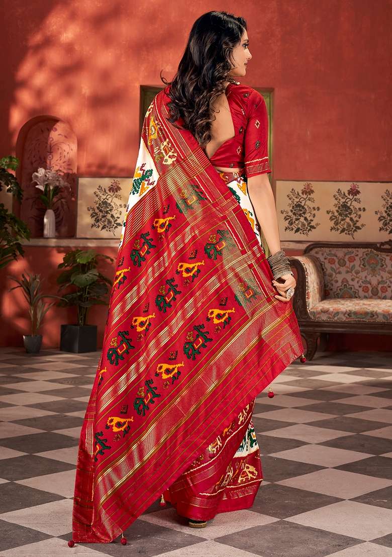 Off White Printed Tussar Silk Saree Set - Indya