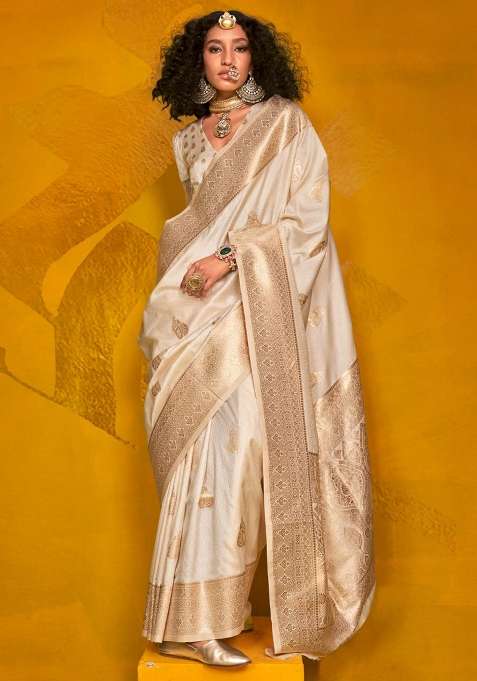 Off White Silk Blend Saree Set with Printed for Diwali | Wedding & Festive Wear