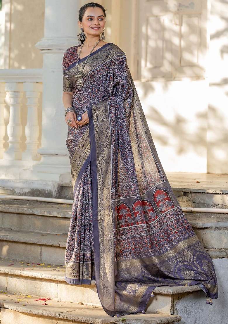 Lavender Printed Viscose Silk Saree Set - Indya
