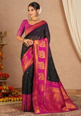 Black Printed Cotton Blend Saree Set