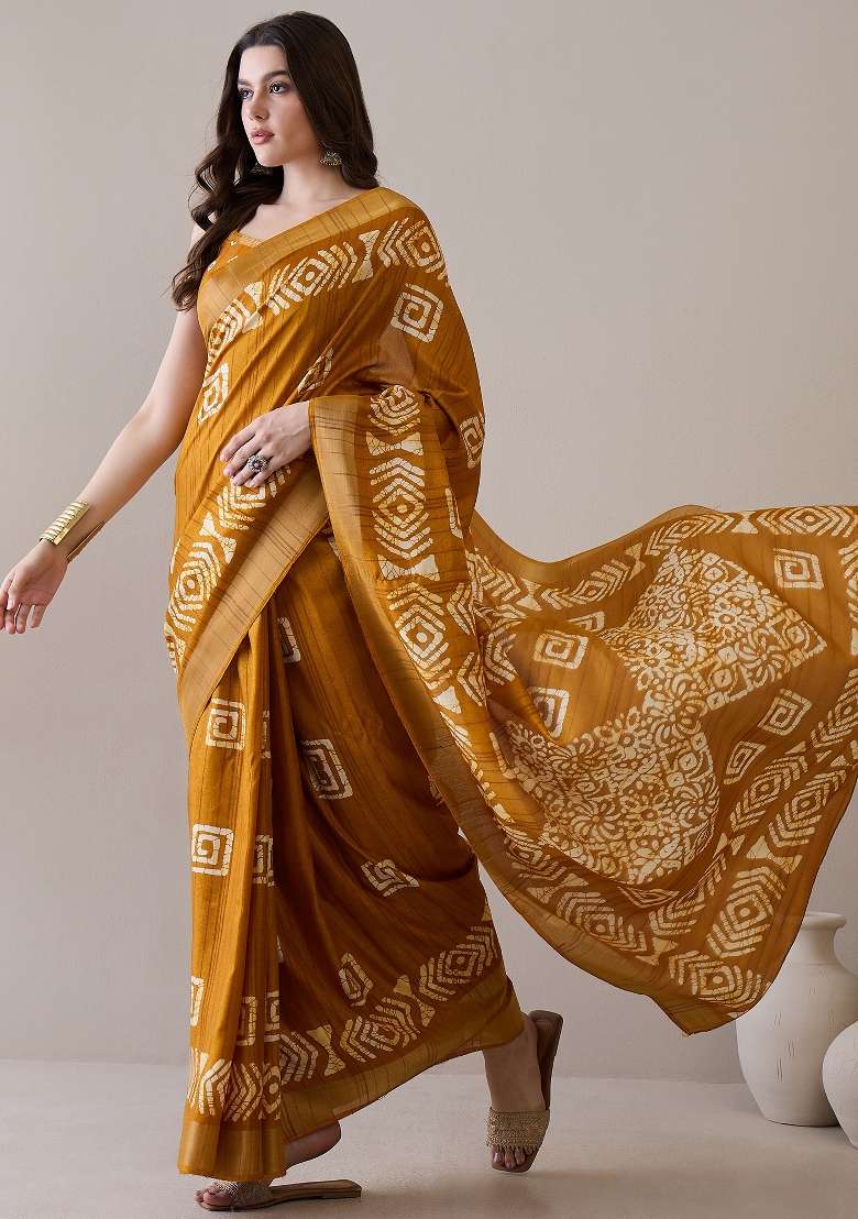 Mustard Printed Silk Blend Saree Set - Indya