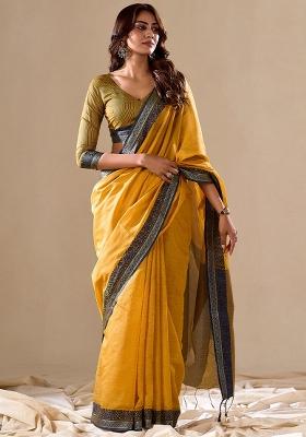 Yellow Printed Cotton Blend Saree Set