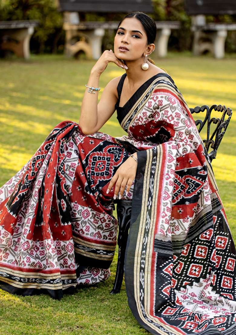 Beige Printed Bhagalpuri Silk Blend Saree Set - Indya