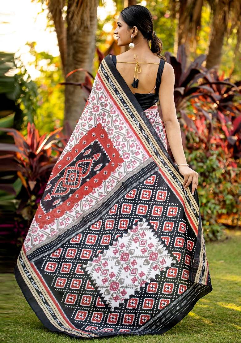 Beige Printed Bhagalpuri Silk Blend Saree Set - Indya