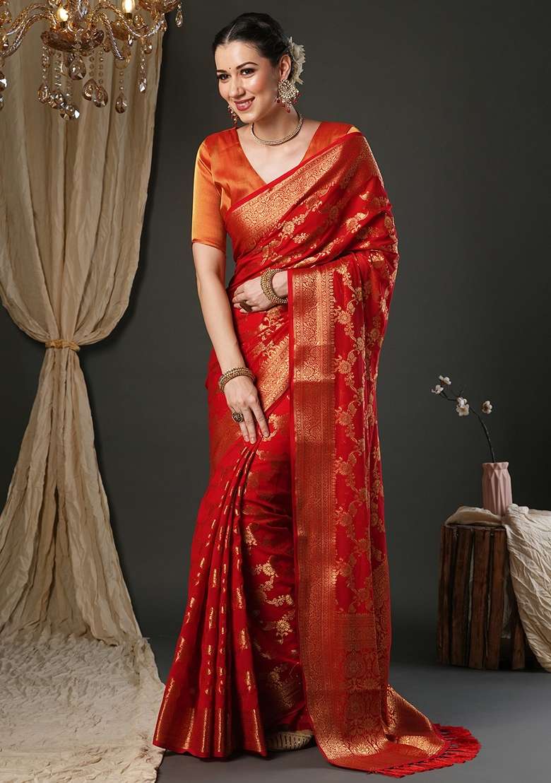 Red Printed Pure Georgette Saree Set for Diwali and Festive Wear - Indya