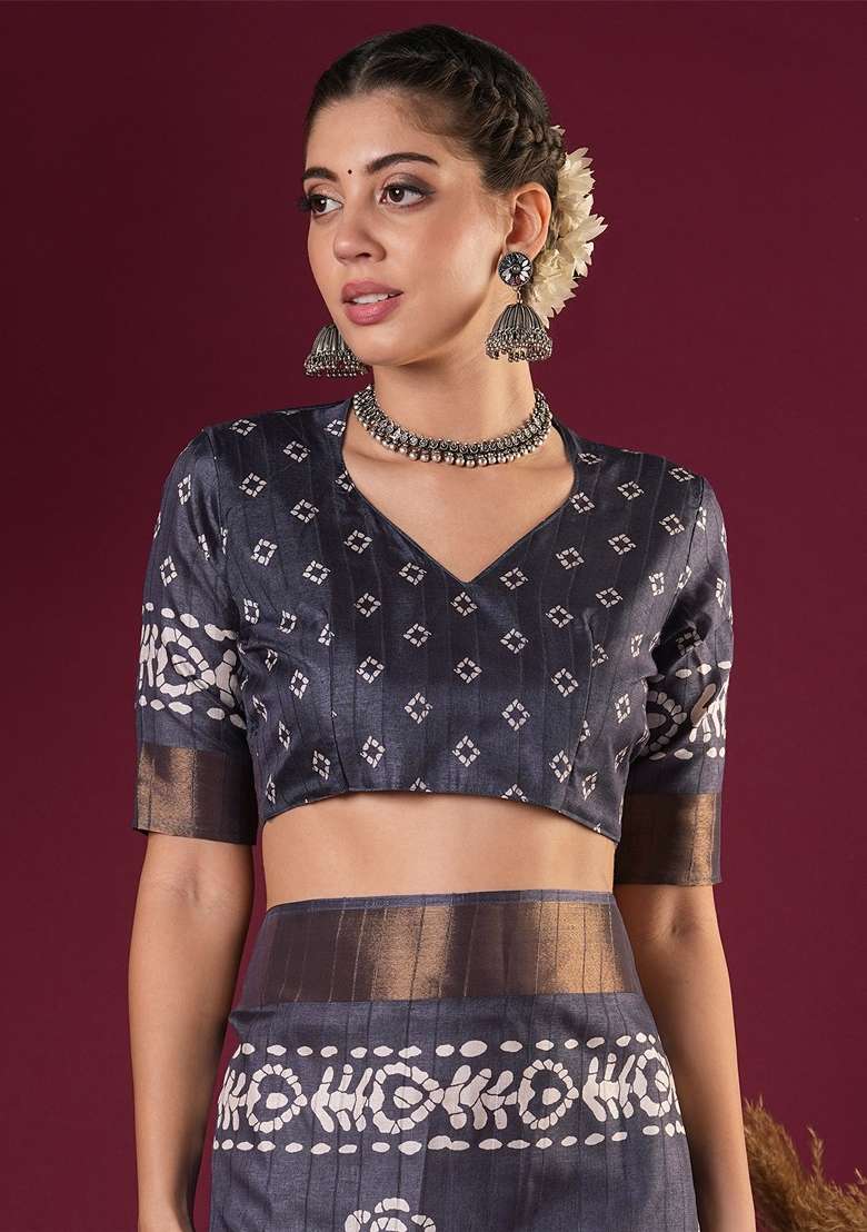 Charcoal Grey Printed Silk Blend Saree Set - Indya