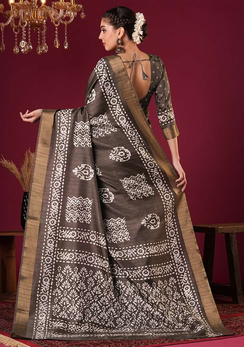 Brown Printed Silk Blend Saree Set - Indya