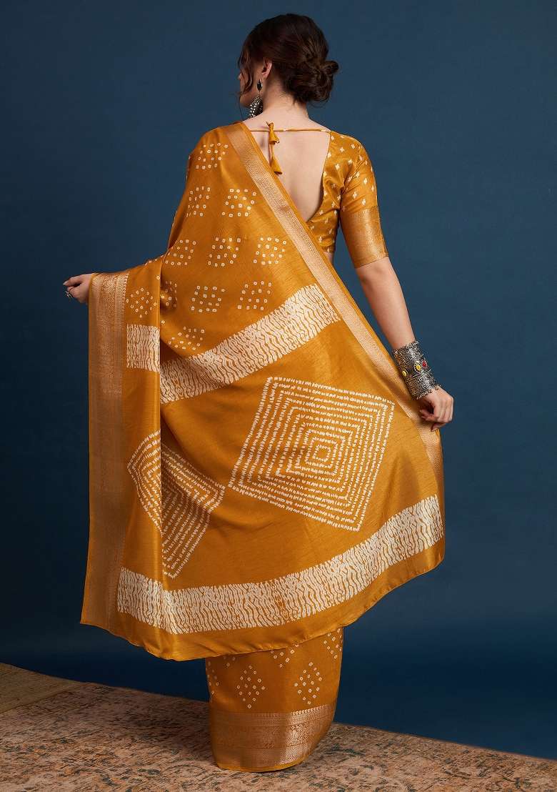 Mustard Printed Silk Blend Saree Set - Indya