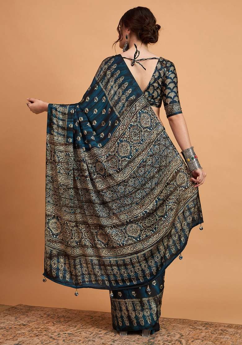 Teal Blue Printed Pure Crepe Saree Set - Indya