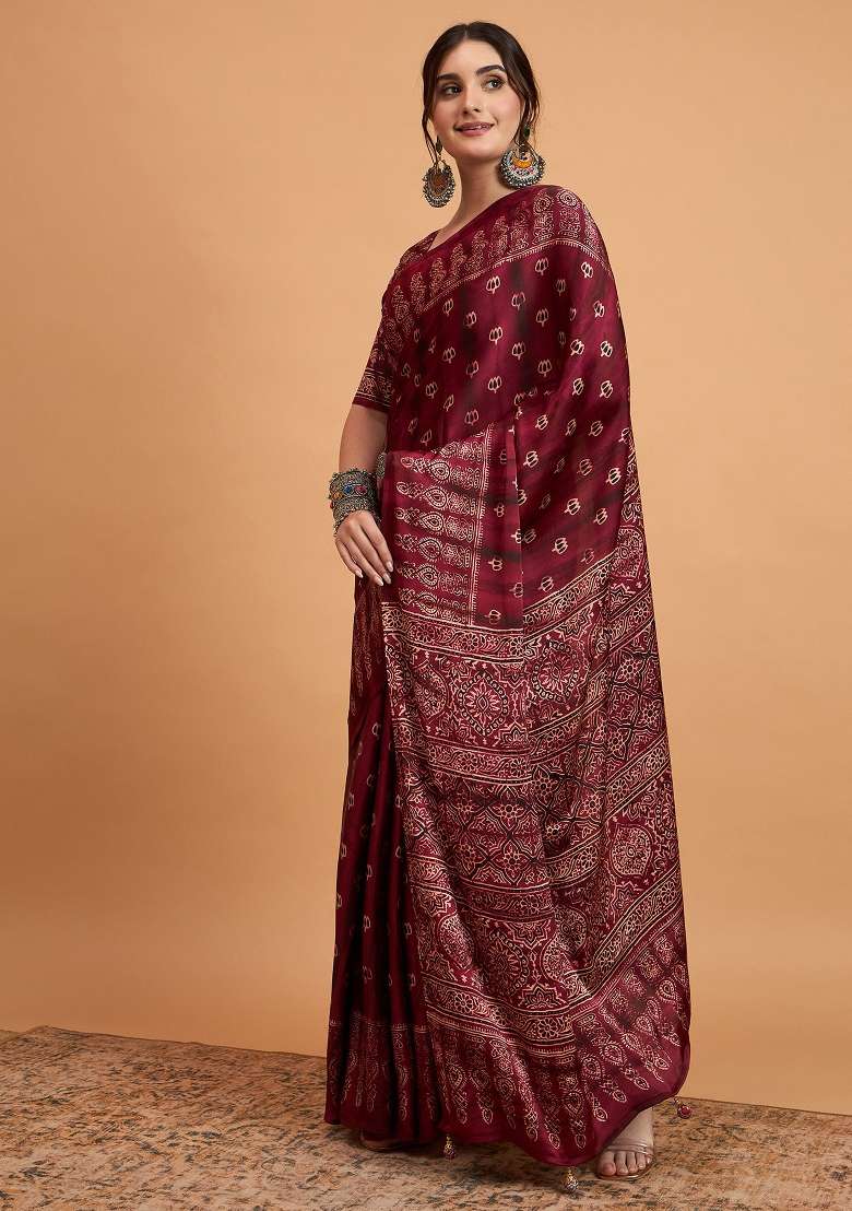 Magenta Printed Pure Crepe Saree Set - Indya