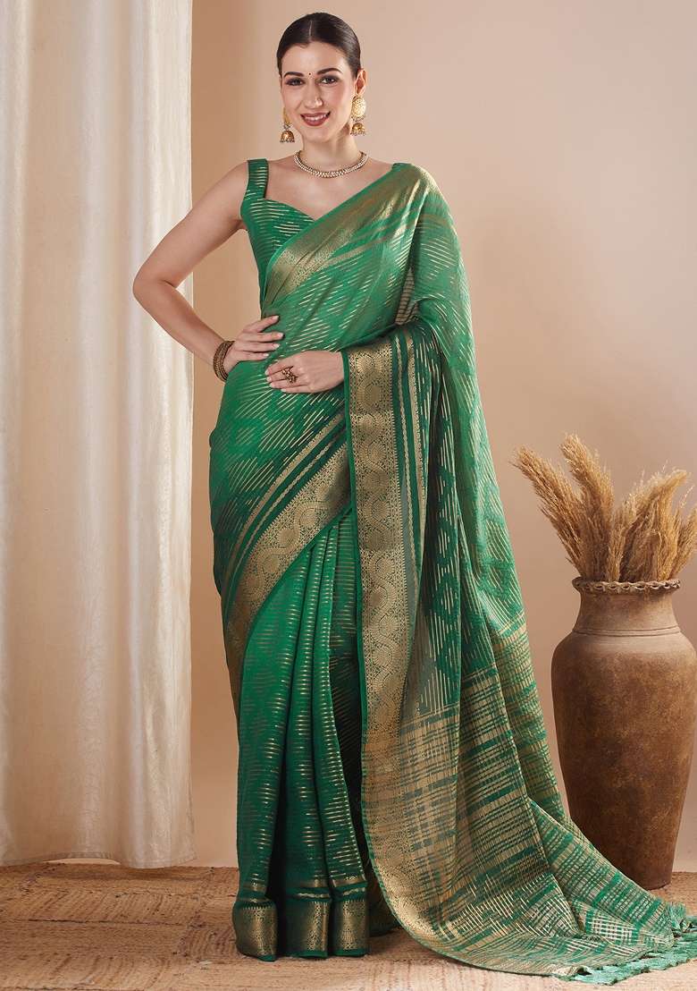 Green Pure Georgette Saree Set with Printed for Diwali | Wedding & Festive Wear - Indya