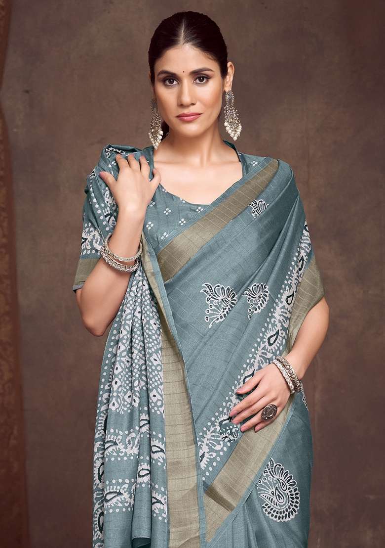 Sea Green Printed Silk Blend Saree Set - Indya