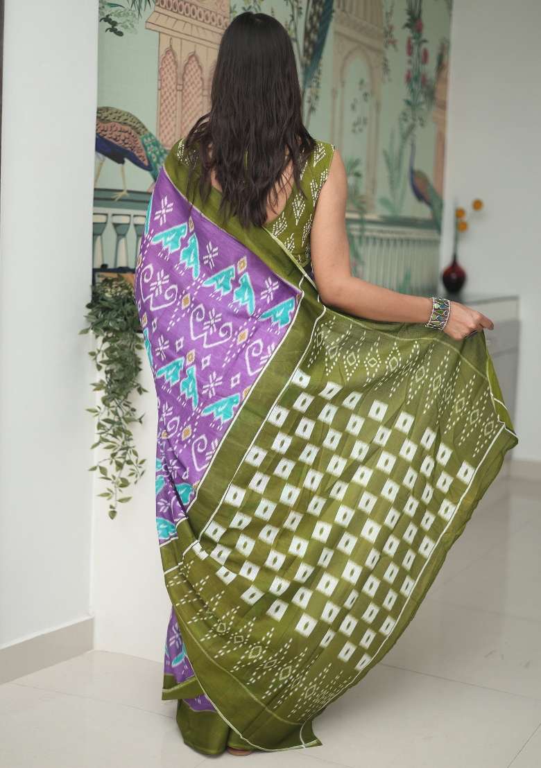Lavender Printed Cotton Saree Set for Diwali and Festive Wear - Indya