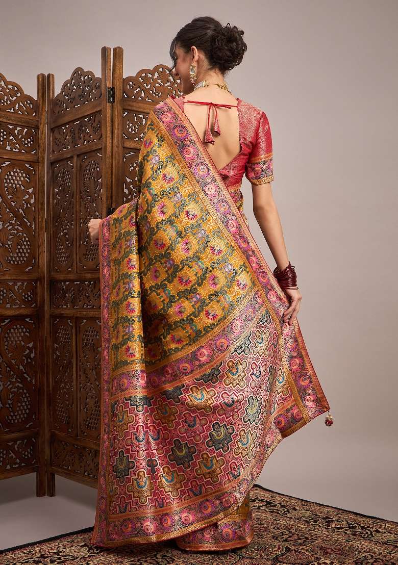 Mustard Printed Viscose Silk Blend Saree Set - Indya