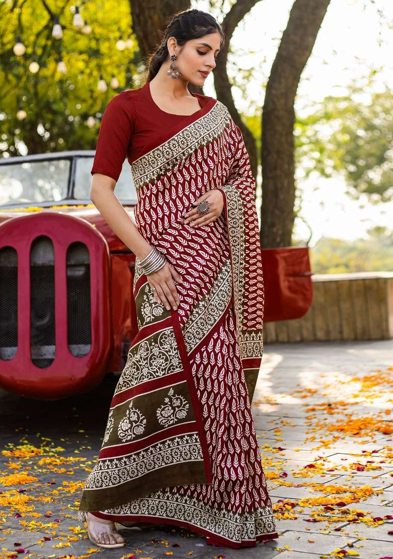 Maroon Printed Bhagalpuri Silk Blend Saree Set - Indya