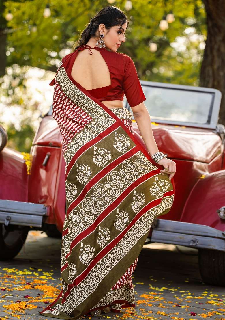 Maroon Printed Bhagalpuri Silk Blend Saree Set - Indya