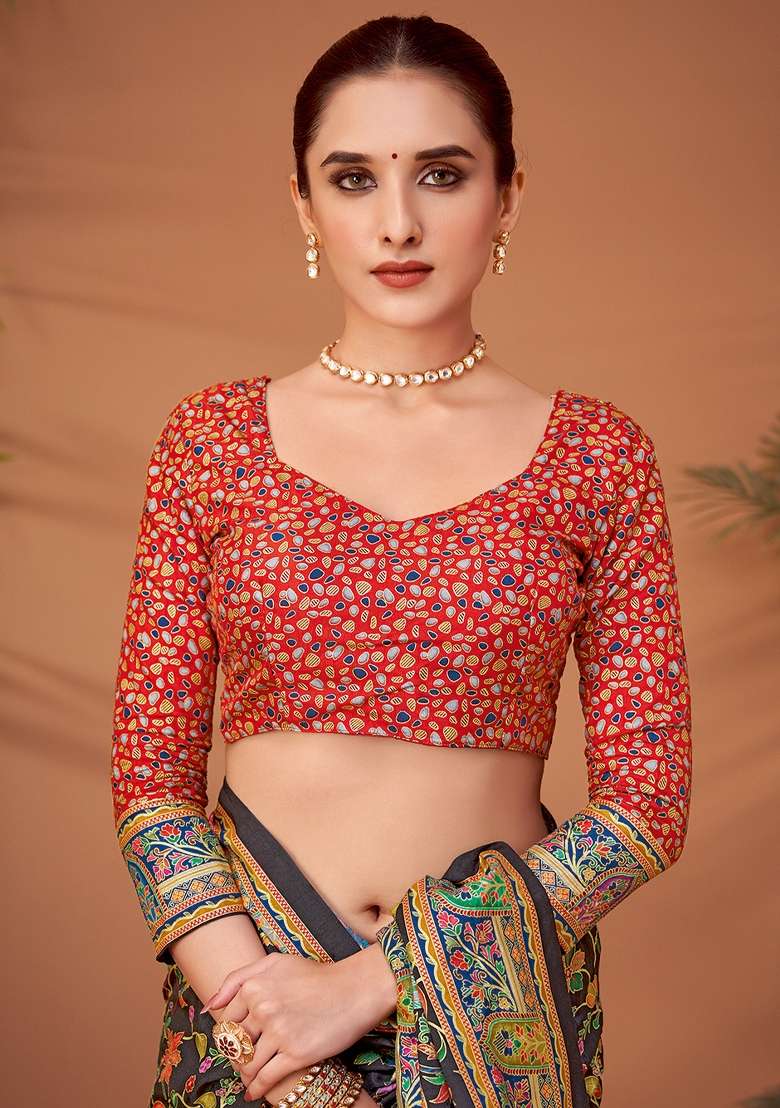 Black Printed Viscose Silk Blend Saree Set - Indya