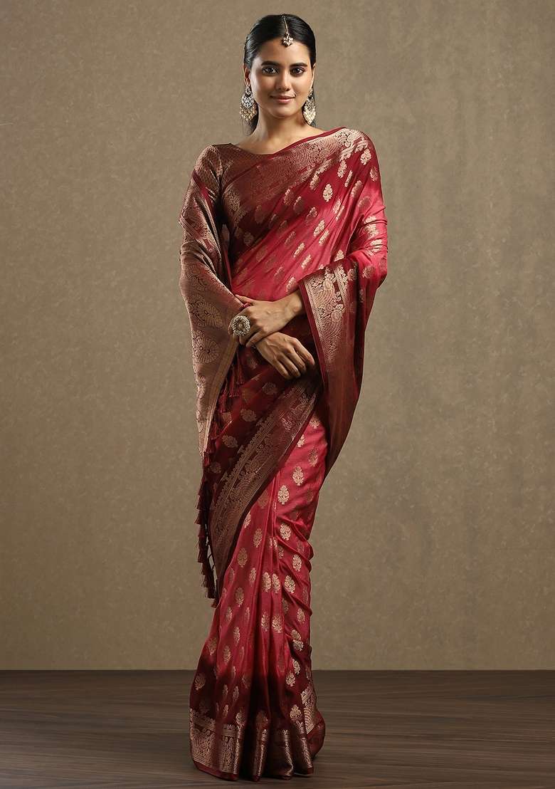 Peach Printed Georgette Saree Set for Diwali and Festive Wear - Indya