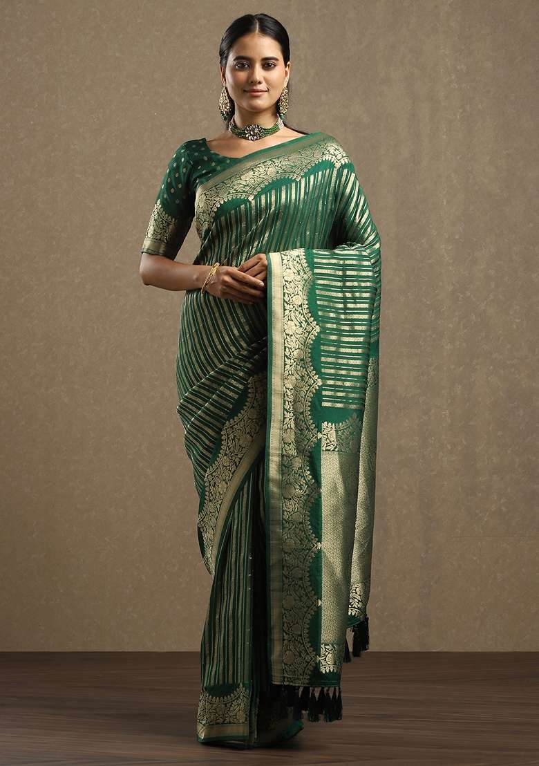 Green Georgette Saree Set with Printed for Diwali | Wedding & Festive Wear - Indya