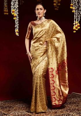 Gold Printed Litchi Silk Saree Set