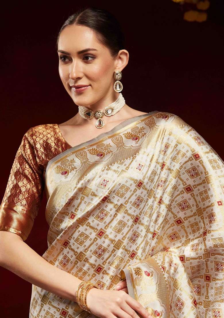 Grey Printed Litchi Silk Blend Saree Set for Diwali and Festive Wear - Indya