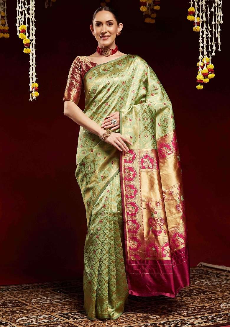 Light Green Printed Litchi Silk Blend Saree Set - Indya