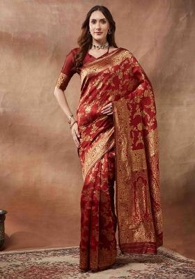 Maroon Printed Litchi Silk Saree Set