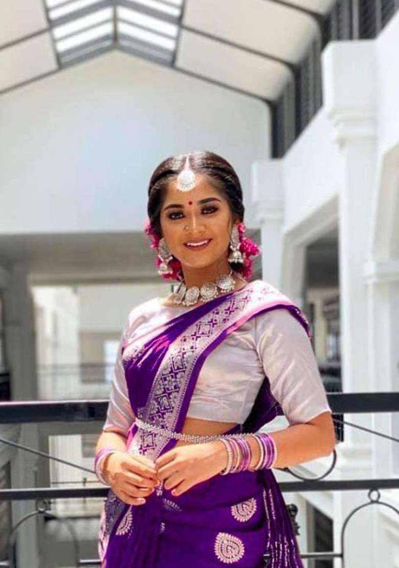 Purple Jacquard Silk Blend Saree Set for Diwali | Wedding & Festive Wear - Indya