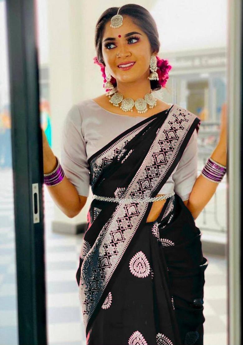 Black Jacquard Silk Saree Set - Indya