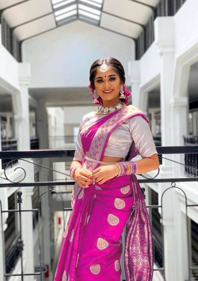 Pink Jacquard Silk Blend Saree Set for Diwali and Festive Wear - Indya