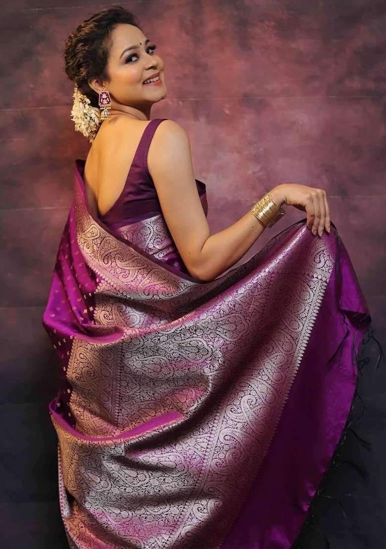 Purple Jacquard Silk Blend Saree Set for Diwali and Festive Wear - Indya